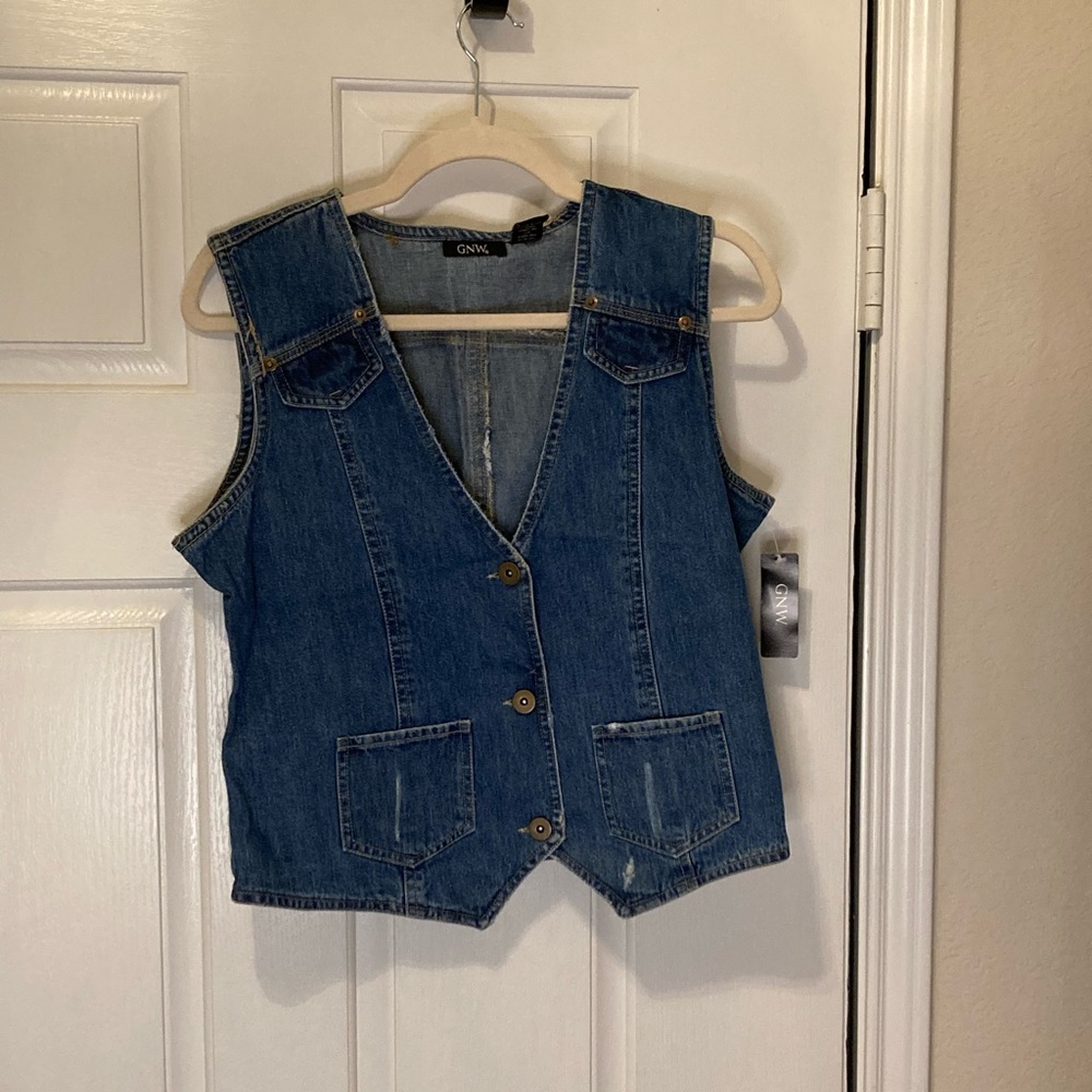 GNW JEAN VEST-New with tags! Size M Originally $50, $13 is a sweet deal! Enjoy!